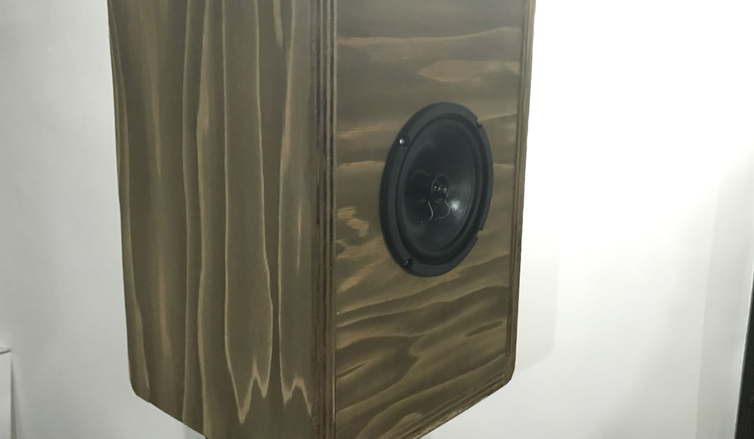 ムジカノートのスピーカーは素材がいい